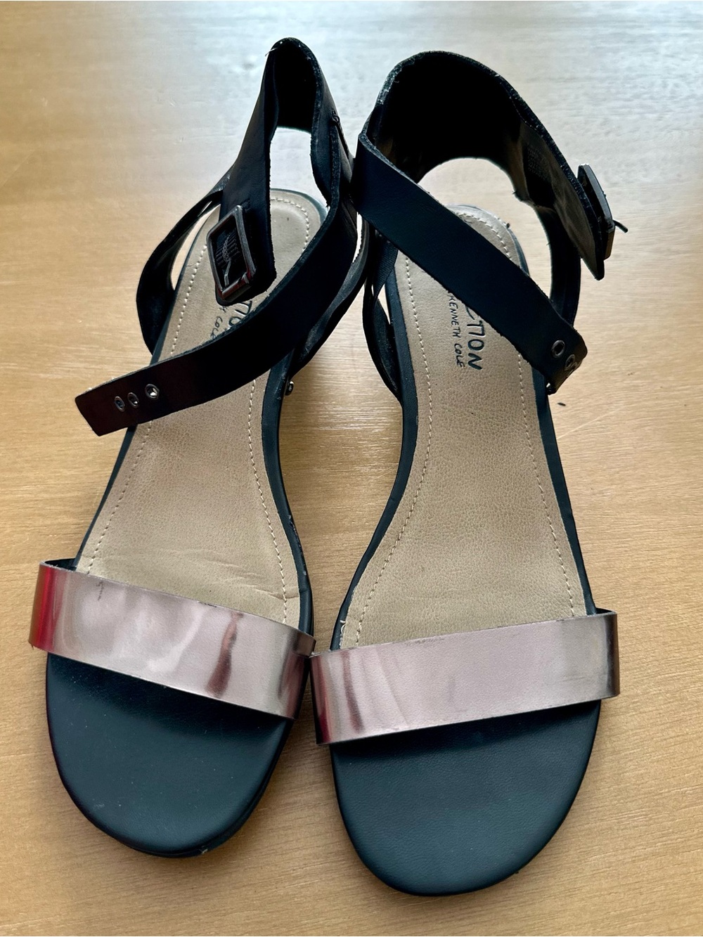 Kenneth Cole Reaction Sandals